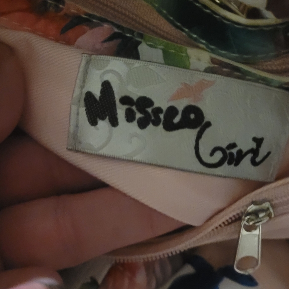 Cute flower purse - Picture 3 of 4